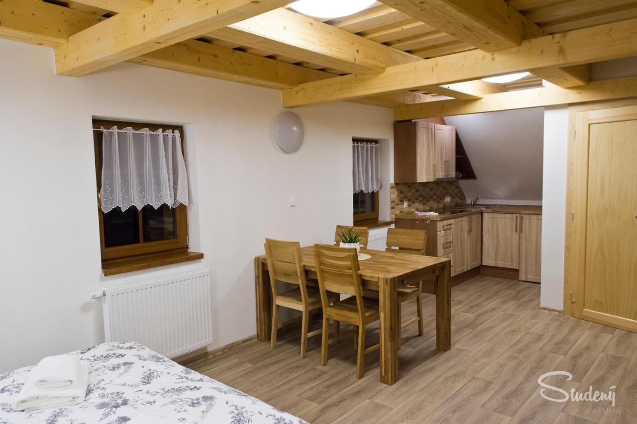 Apartmany Studeny Kunratice  ภายนอก รูปภาพ